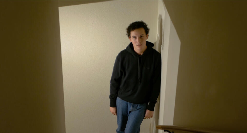 NEW NEIGHBOR (2022)